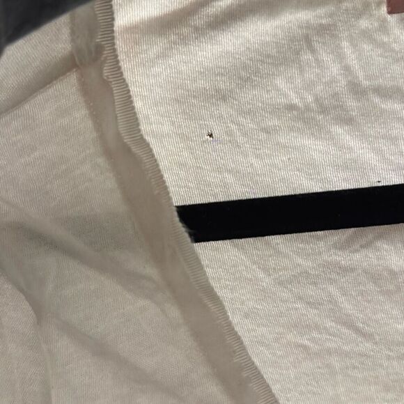 Juicy couture white ruffle top size medium   Vintage! Has small pin hole in the - Picture 5 of 9